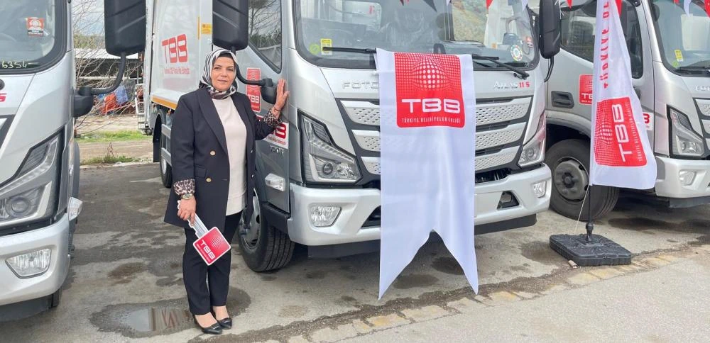 Hilvan Belediyesi'ne Türkiye Belediyeler Birliği'nden Temizlik Aracı Desteği