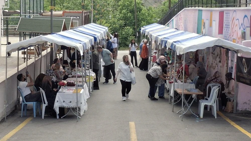 Beypazarı Aile Yaşam Merkezinde “Belmek” Sergisi