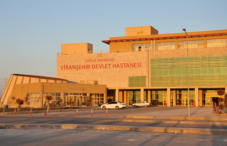Şanlıurfa Viranşehir\'de Çocuğa Otomobil Çarptı, Sürücü Kaçtı!