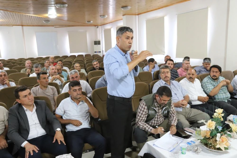 HATSU HEYETİ HASSA MUHTARLARIYLA BULUŞTU