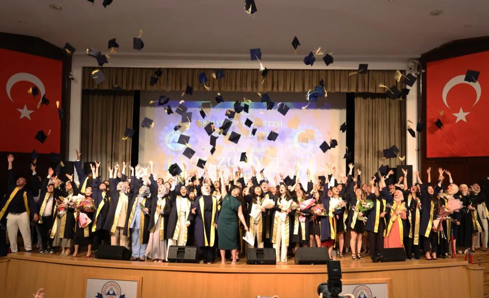 ERÜ Fen Fakültesi 2024-2025 Mezunlarını Verdi