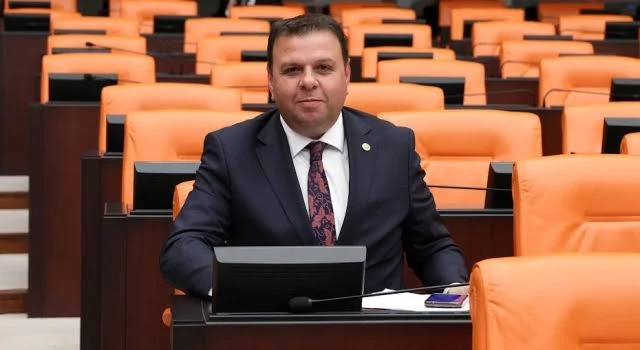 KURAKLIKTAN KIRILAN ÇİFTÇİYE ACİL DESTEK ŞART, YOKSA ÜRETİCİ KALMAYACAK