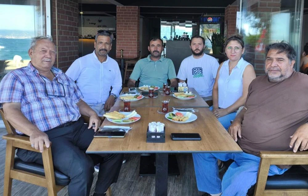 Büyük Birlik Partisi İl ve İlçe Teşkilatları Gazetecilerle Bir Araya Geldi