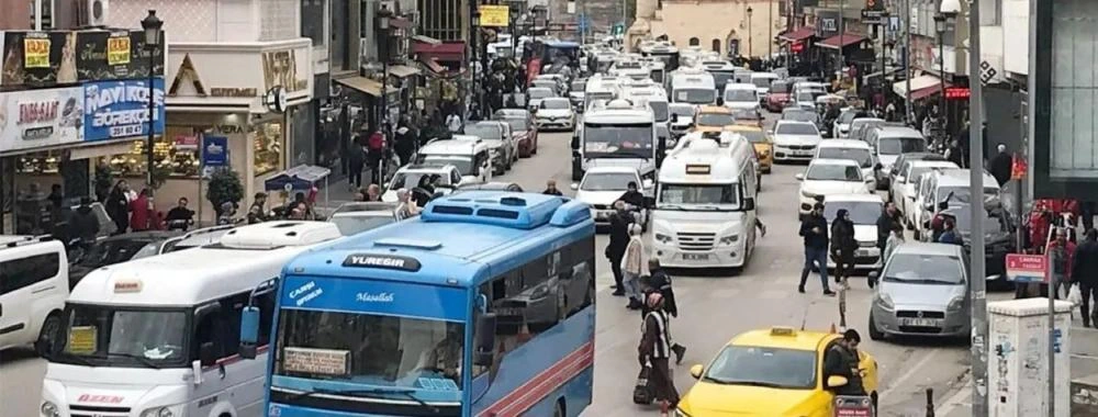 Adana Trafikte Kilitleniyor