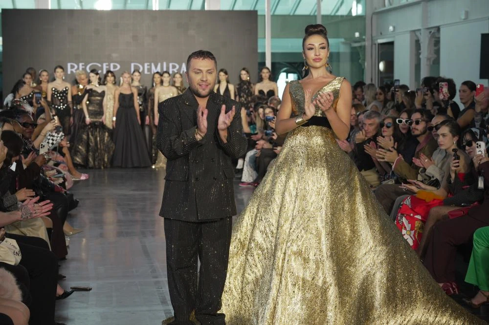 PARİS MODA HAFTASI’NA RECEP DEMİRAY İMZASI