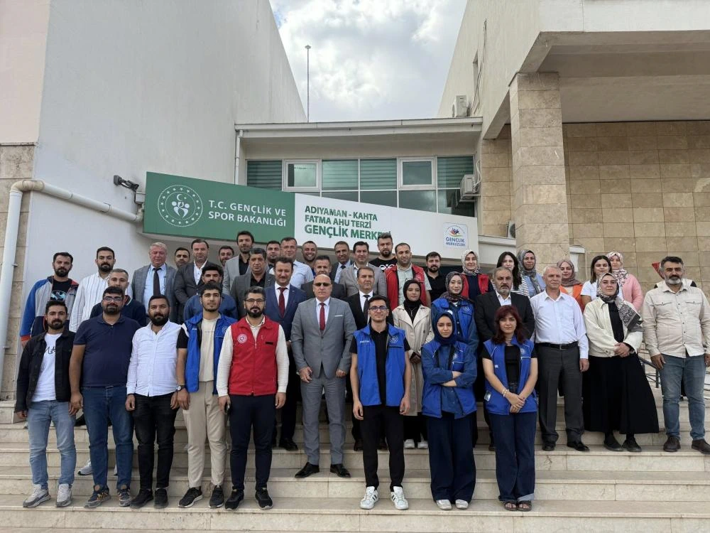 Kahta’da Gençlik Liderleri Değerlendirme ve Planlama Toplantısı Yapıldı