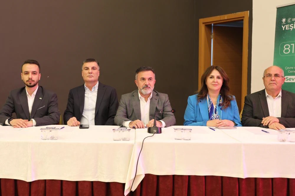 AK Parti Adana Teşkilatında Birlik ve Beraberlik Vurgusu