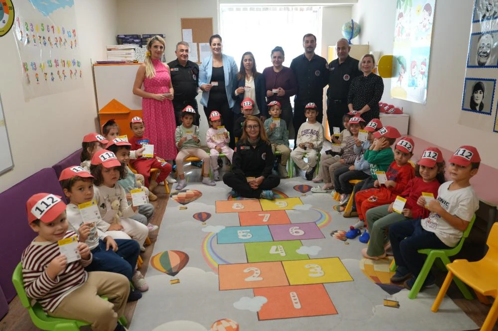Kartal Belediyesi’nden Kreş Öğrencilerine Uygulamalı Afet Eğitimi