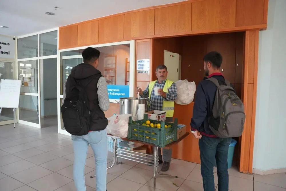 Başkan Hallaç’tan Öğrencilere Sıcak Destek