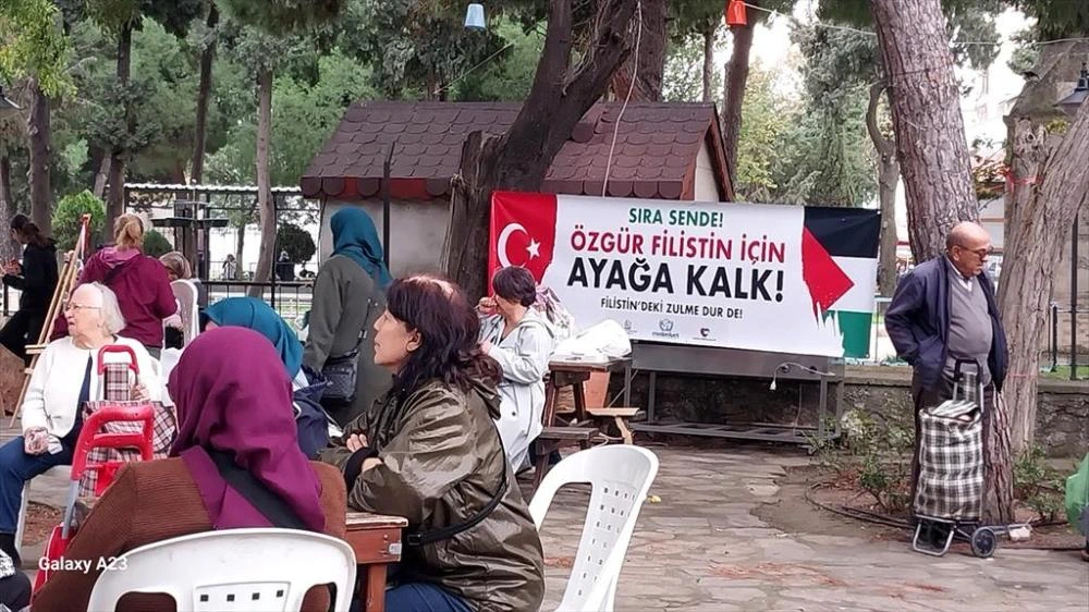 Gelibolu’da Kadın Gönüllülerden Gazze İçin Kermes