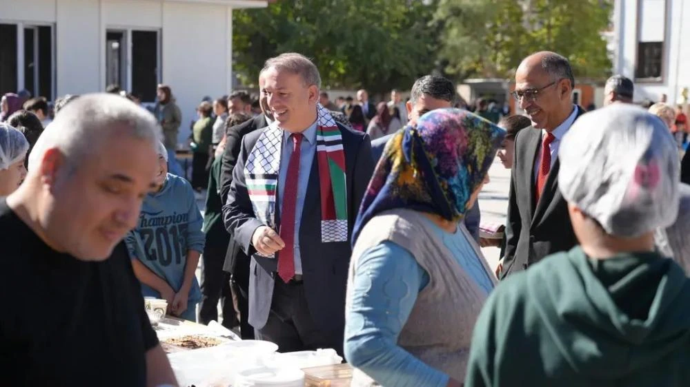 Menderes Ortaokulu’ndan Gazze’ye Anlamlı Destek