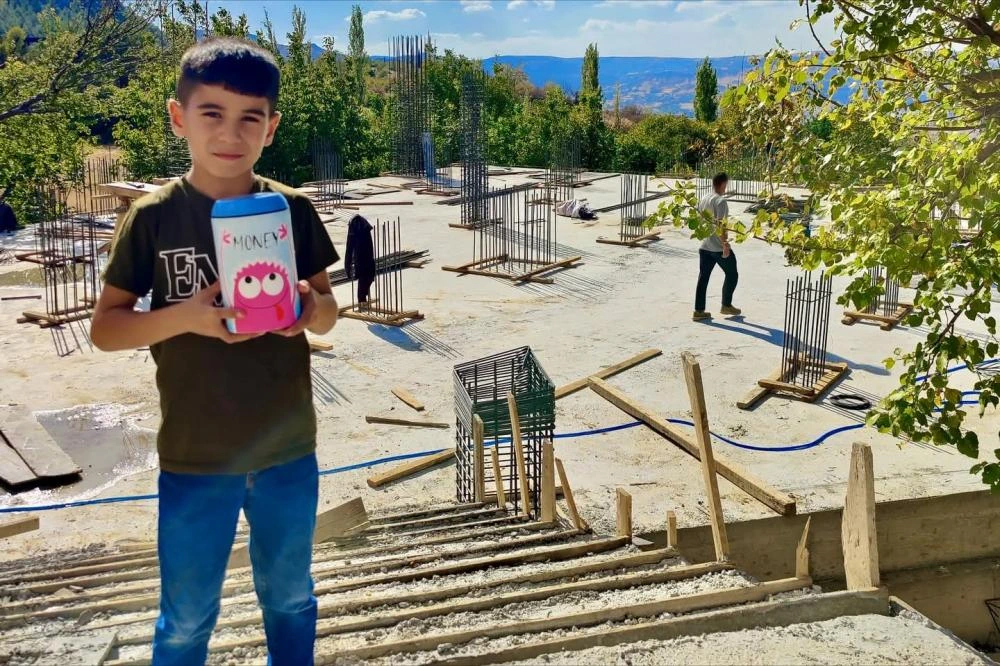 Küçük Bir Kalpten Büyük Bir İyilik: Ahmet’ten Örnek Davranış