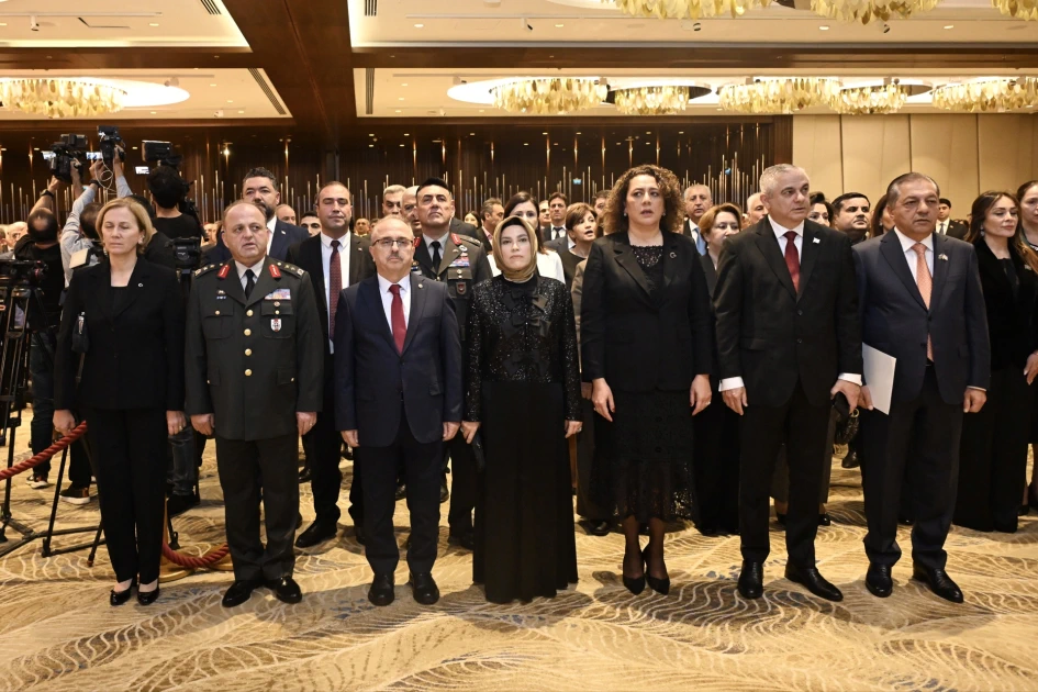 Bakü’de Kuzey Kıbrıs Türk Cumhuriyeti’nin 42. Kuruluş Yıl Dönümü Kutlandı