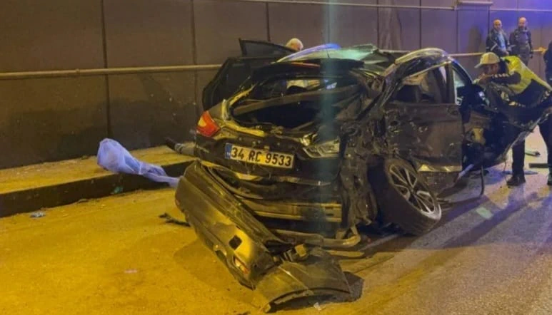 Adana’da Alt Geçitte Dehşet: Cip Karşı Şeride Uçtu – 2 Ölü, 1 Yaralı