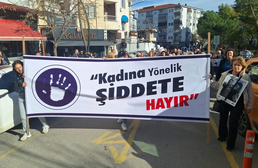 KADINLARI DEĞİL, KATİLLERİ ENGELLEYİN