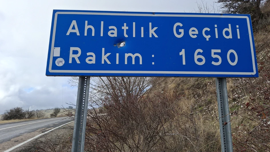 Karayolları ekipleri sürücüleri sis nedeniyle uyardı: