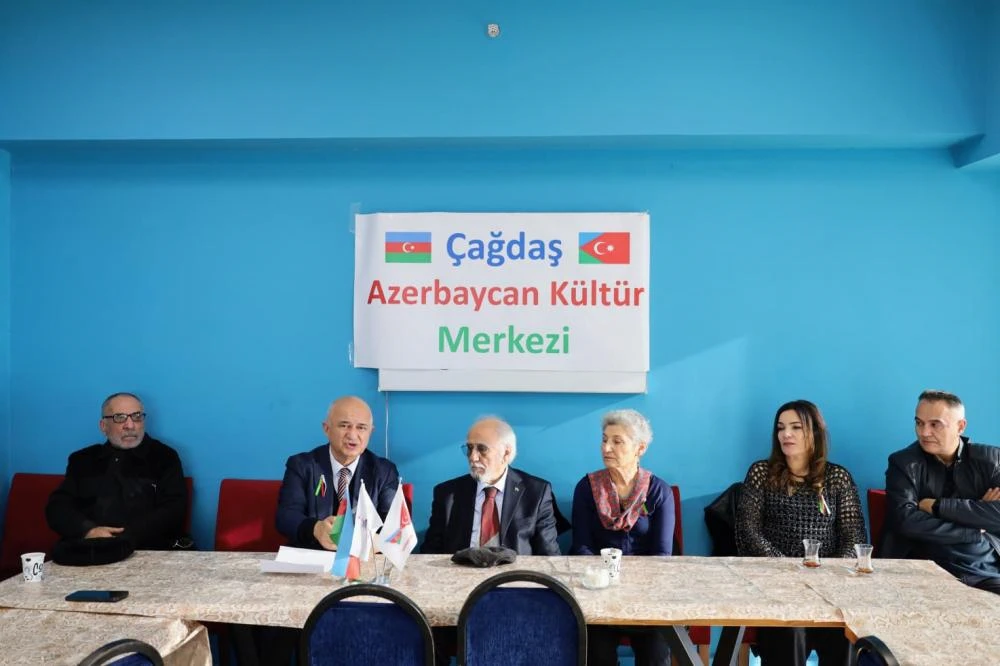 21 Azer Olayları İzmir\'de Anıldı