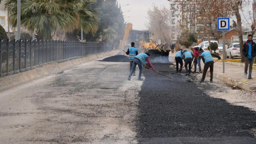 Başkan Tutdere Sakarya Caddesi’ndeki Çalışmaları İnceledi